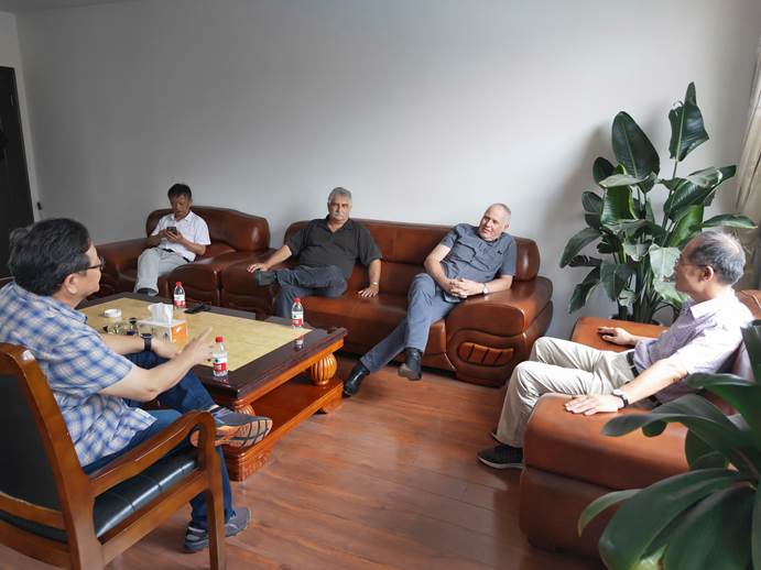 clip_image008.jpg clip_image008.jpg